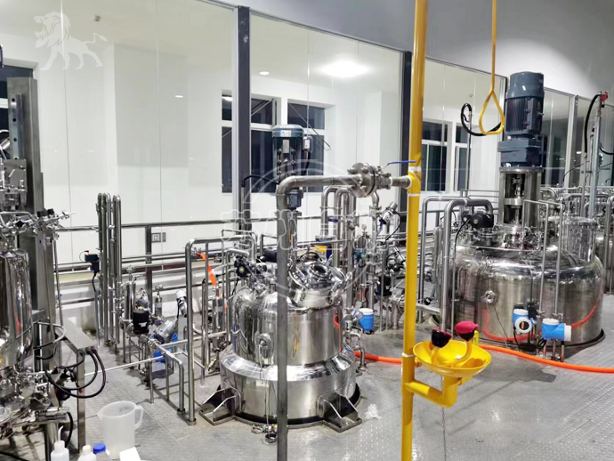 真空上料機反應(yīng)釜投料